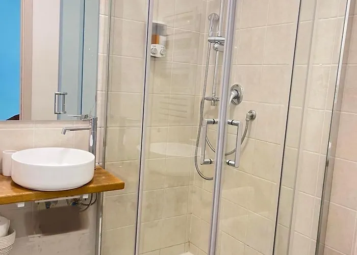 Bed and Breakfast Dream