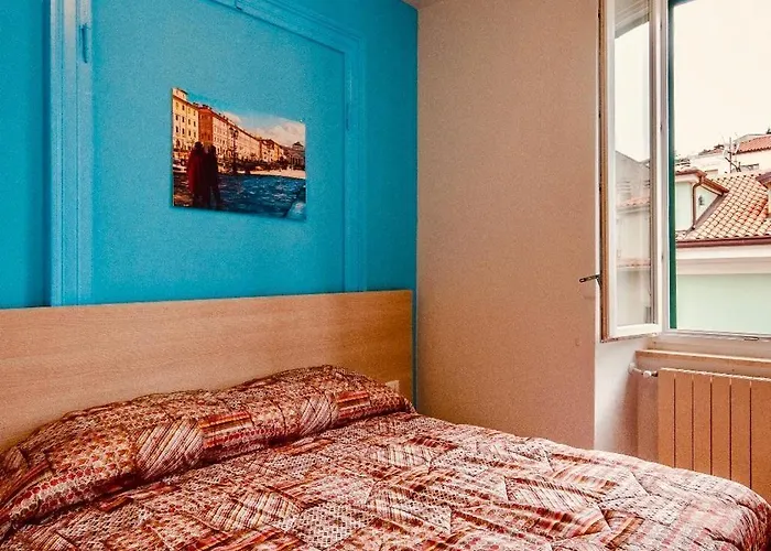 Bed and Breakfast Dream 4*